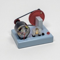 Generator mit Handantrieb