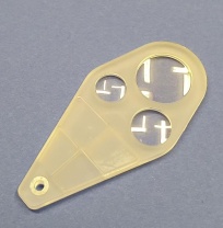 Dreilinsenlupe, Plexiglas, mit drei polierten Linsen