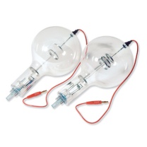 Diode S, Hochevakuierte Elektronenröhre mit Glühkathode u. Anode Diode S, Hochevakuierte Elektronenröhre mit Glühkathode u. Anode