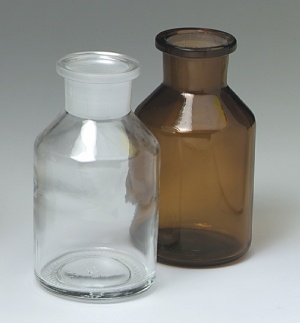 Steilbrustflaschen, Weithals, Braunglas, Inhalt: 50 ml, NS 24,