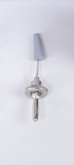 Nadeladapter mit Steckerstift