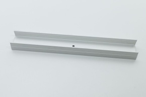 Profilschiene, Aluminium, 360mm, mit Mittel-Bohrung